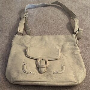 Stone Mountain leather Elegant Cream Shoulder Bag